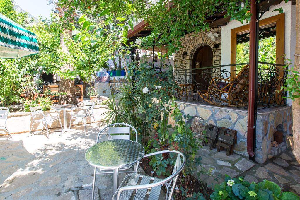 Zakkum Pansiyon Kaş Exteriér fotografie