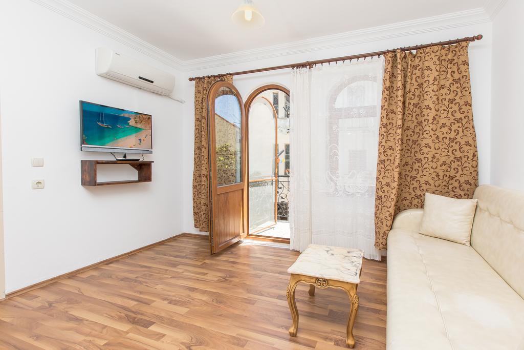 Zakkum Pansiyon Kaş Exteriér fotografie